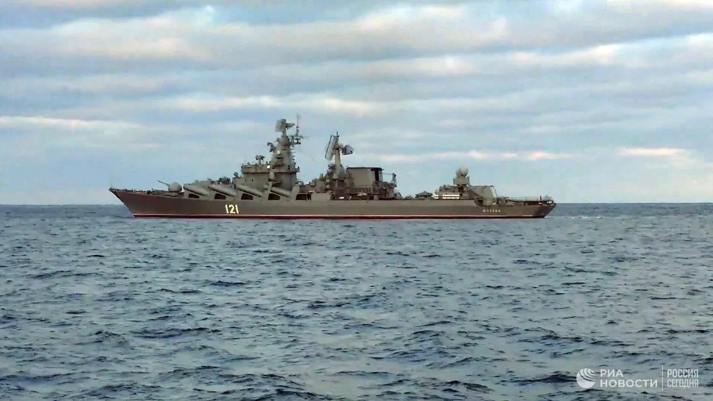 Ukrayna Rusya’nın amiral gemisi Moskva’yı vurdu