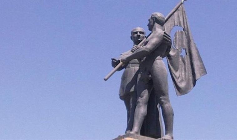 Malatya’da ‘çıplak heykel’ rahatsızlığı: 75 yıllık eser için bir kez daha harekete geçtiler