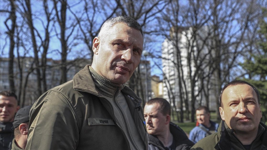 Kiev Belediye Başkanı Kliçko, kentin bombalandığını duyurdu