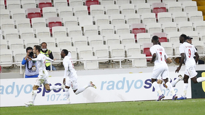 Sivasspor, UEFA Avrupa Konferans Ligi’nde play-off turuna yükseldi