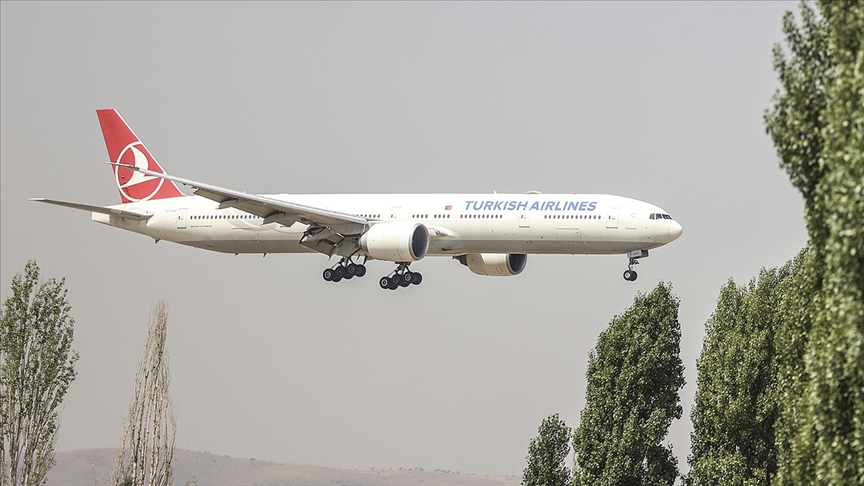 Afganistan’dan tahliye edilen ilk TSK kafilesini taşıyan uçak Ankara’da