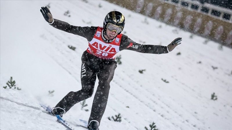 Fatih Arda İpçioğlu, olimpiyatlarda kayakla atlamada elemeleri geçen ilk Türk oldu