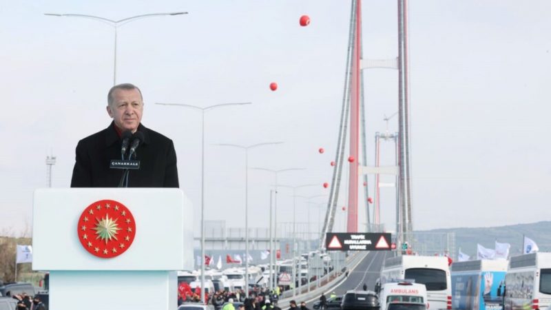 Erdoğan’ın 1915 Çanakkale Köprüsü’nden geçiş ücretine ‘200 liracık’ demesine sert tepki
