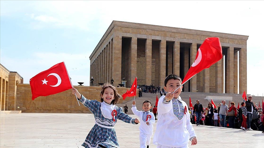 23 Nisan Ulusal Egemenlik ve Çocuk Bayramı tüm yurtta kutlanacak