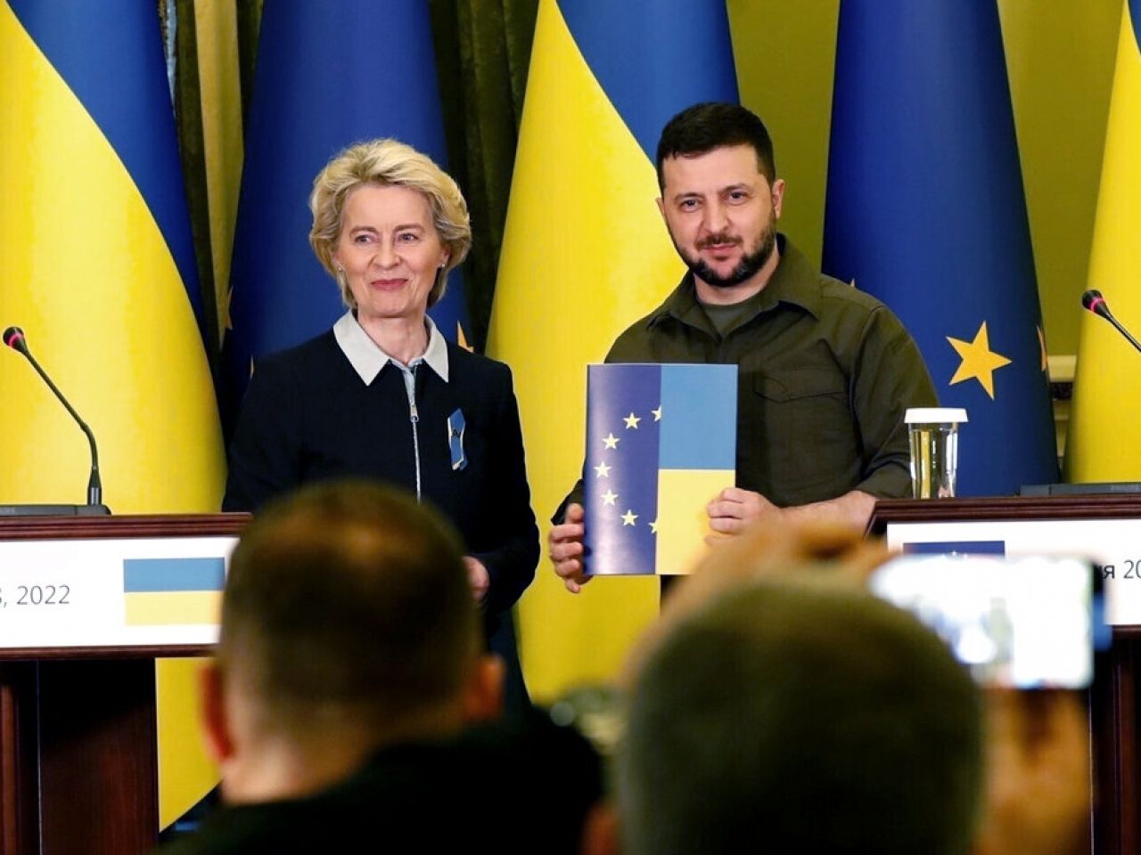 Avrupa Komisyonu: ‘Ukrayna’ya aday ülke statüsü verilebilir’