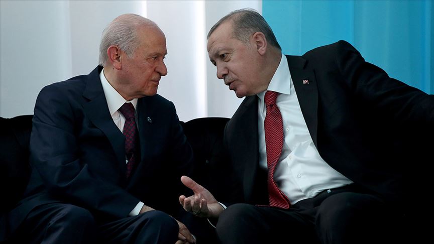 AKP’de ‘Bahçeli’ rahatsızlığı: Partinin başına atanmış kayyum gibi’