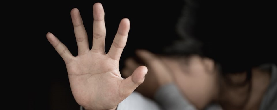 Savcı ‘rıza var’ dedi: Engelli kıza cinsel istismar sanığına ‘beraat’ talebi