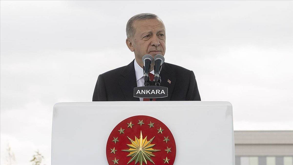 Erdoğan: Yunanistan’ın başbakanı Amerika’dan yardım istiyor
