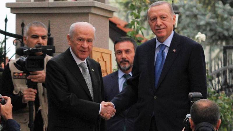 Erdoğan ‘anayasa değişikliği’ açıklamasının ardından Bahçeli ile buluştu