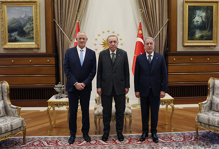 Erdoğan, İsrail Savunma Bakanı Gantz’ı kabul etti