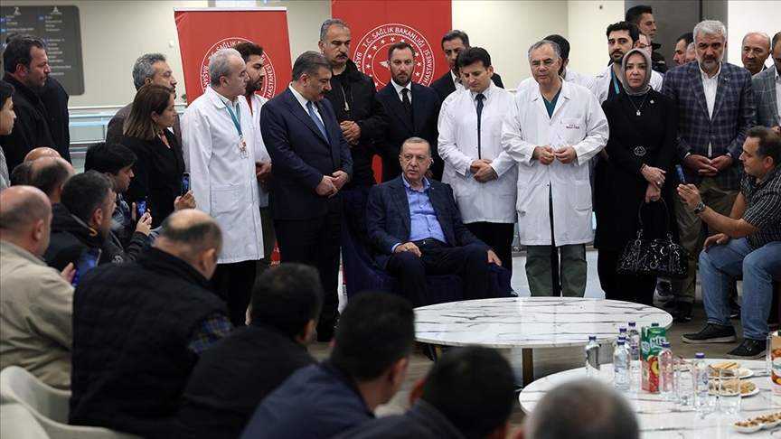 Erdoğan, maden ocağı patlamasında yaralanan işçileri ziyaret etti: ‘Umutsuz değiliz’