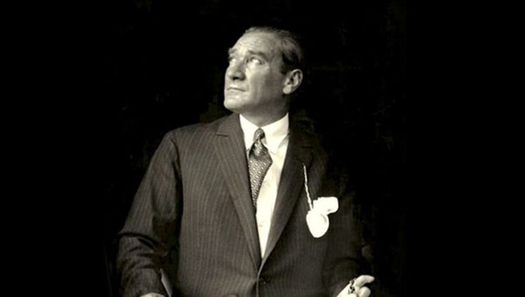 Dört büyük spor kulübü, Türkiye Cumhuriyeti’nin kurucu önderi Mustafa Kemal Atatürk’ü andı