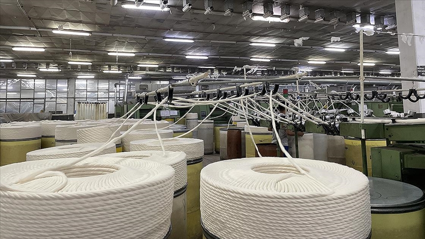 Tekstil ve ham maddeleri sektörü ihracatı 10 ayda 8,7 milyar dolar oldu