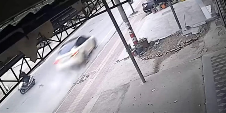 Tesla, Çin’de ölümlü kazaya karıştı: Videosu ortaya çıktı!