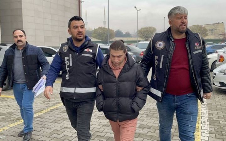 Ayşe Özkiraz’ın ardından bir sahte doktora daha! Hem de ambulansta yakalandı