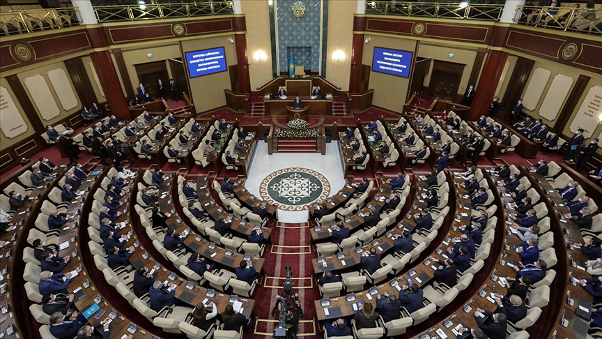 Kazakistan’da Meclis feshedildi, 19 Mart’ta erken seçim yapılacak