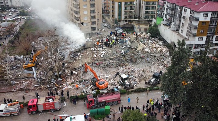 Kahramanmaraş merkezli depremlerde açıklanan can kaybı 45 bin 968’e yükseldi