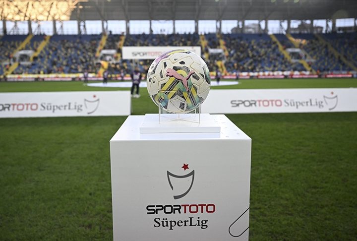 Süper Lig’de yerli teknik adamların şampiyonluk geleneği yine bozulmayacak