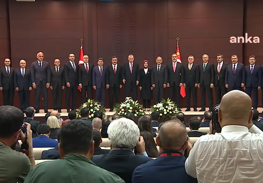 Erdoğan yeni kabinesini açıkladı