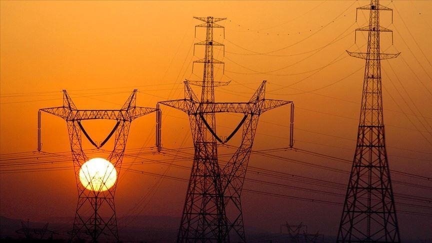 Türkiye’nin elektrik kurulu gücü 105 bin megavatı aştı