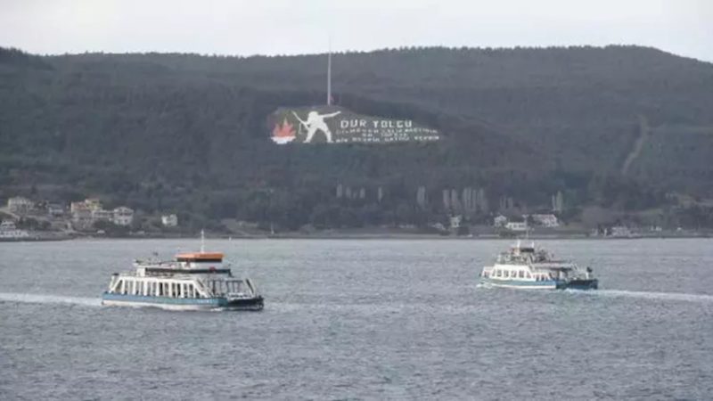 Çanakkale Boğazı transit gemilere kapatıldı